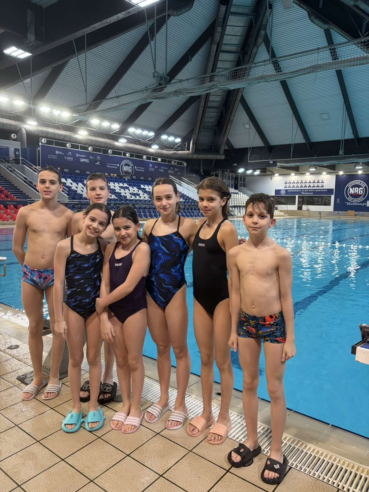 PKS ekipa pored bazena
